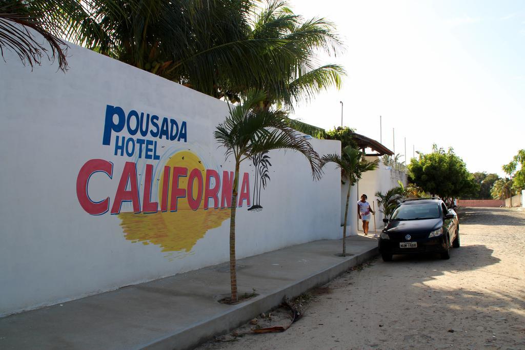 Pousada California Tia Lia Paracuru Exteriör bild